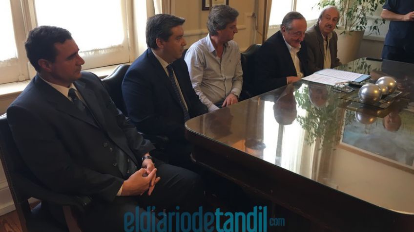 Tiffner puso la firma y se transformó en el subsecretario de Protección Ciudadana