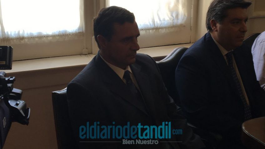 Tiffner puso la firma y se transformó en el subsecretario de Protección Ciudadana