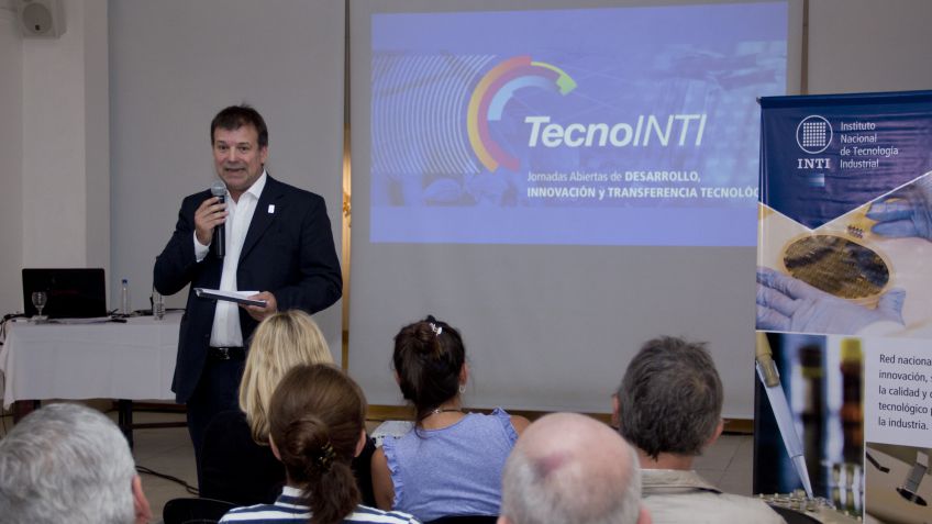 Emprendedores, estudiantes, docentes y funcionarios participan de TecnoINTI Tandil