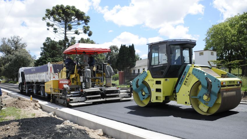 Se reasfalta Pujol y avanzan las obras de infraestructura 