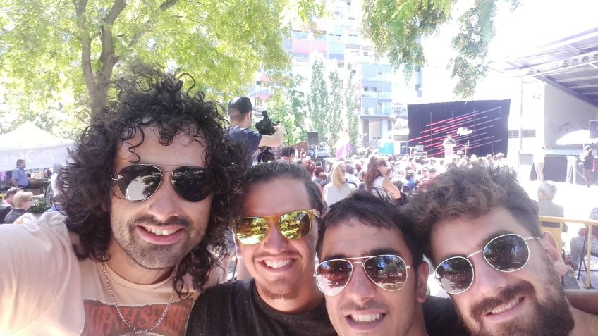 Con la música a otra parte