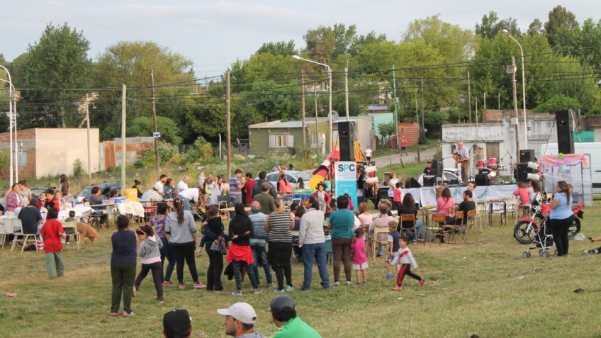 Con un encuentro de música y productos del barrio se realizó el Tunitas Fest 
