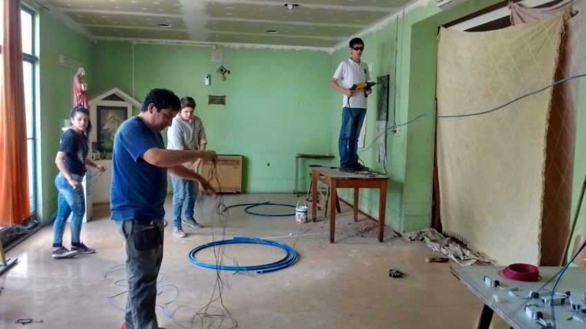 Alumnos de la Técnica 2 entregan sus proyectos al Hogar de Ancianos
