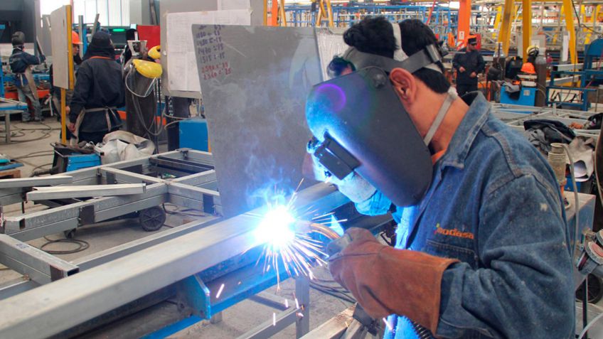 El nivel de actividad industrial cayó 8% durante octubre
