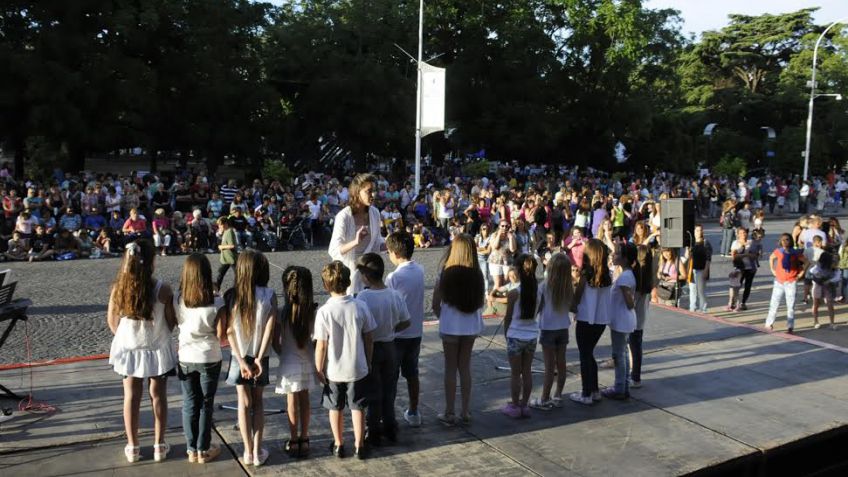 "Comunitarios de muestra" fue un éxito 