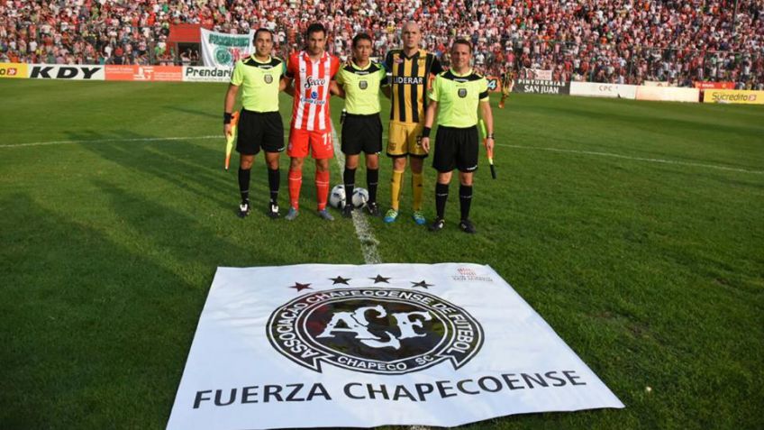 Santamarina no estuvo ajeno al recuerdo del Chapecoense
