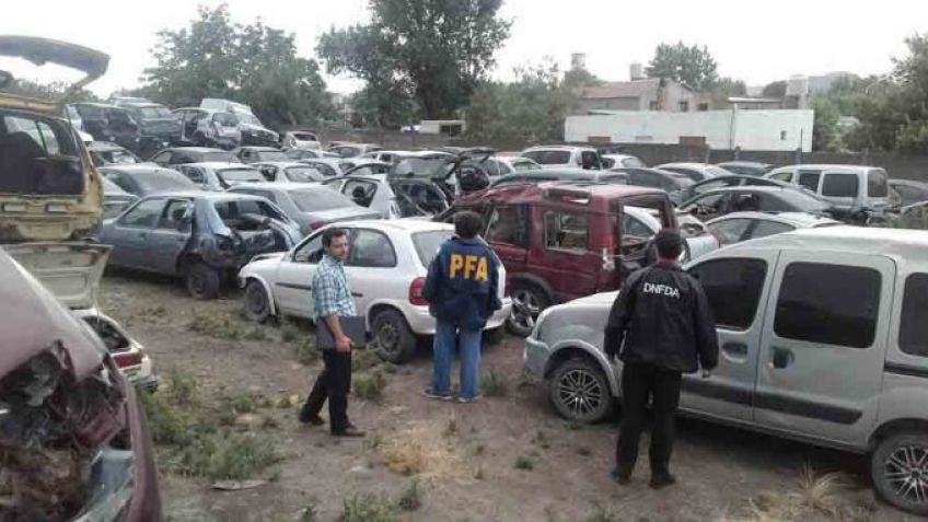 Allanamiento a El Taca: incautaron mil autos y cien mil autopartes