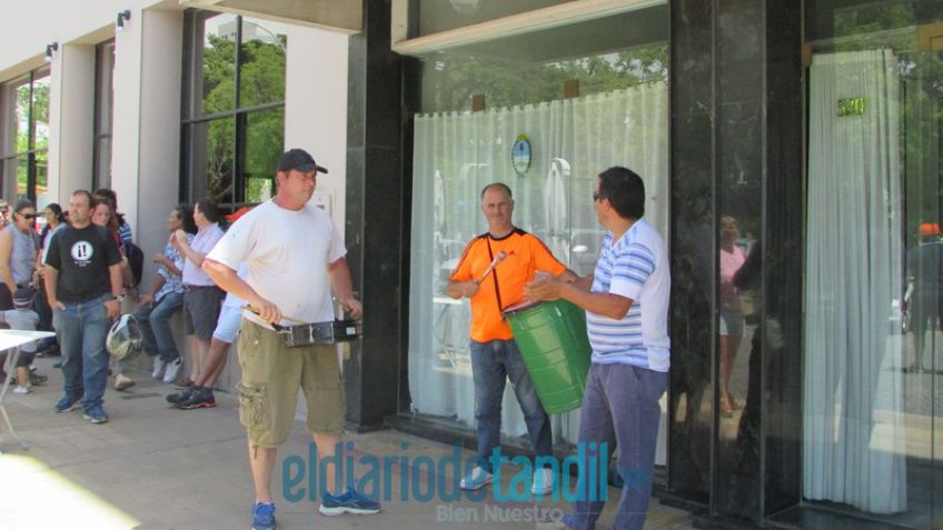 Municipales: hubo arreglo y se levanta el paro