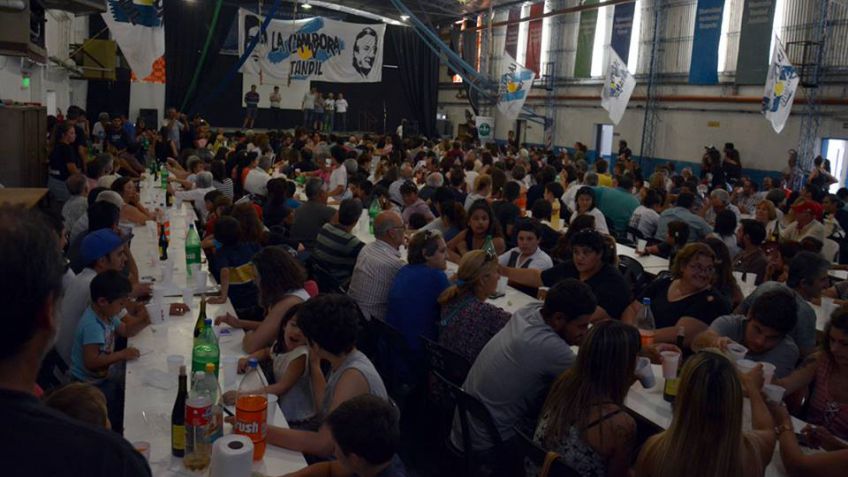 Larroque e Iparraguirre cerraron el almuerzo de fin de año de La Cámpora Tandil 