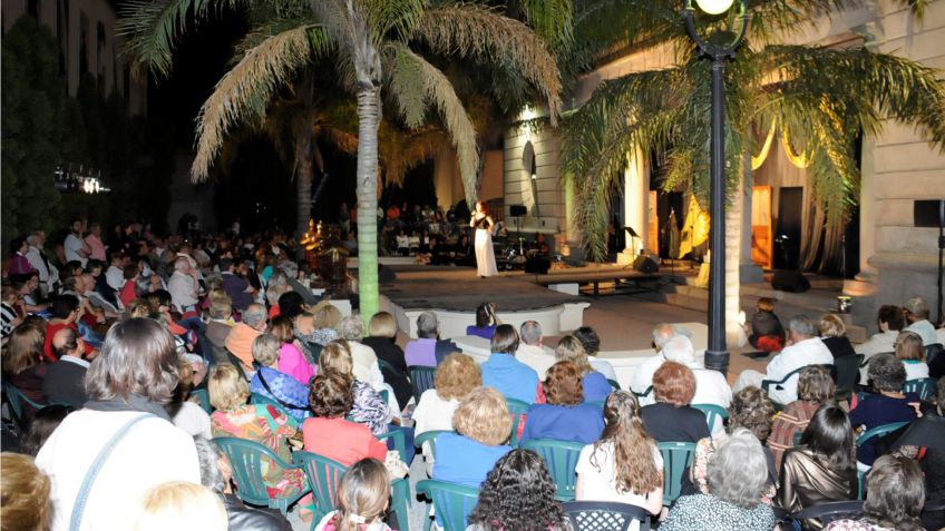 Con gran convocatoria comenzó "Música en los jardines del palacio"