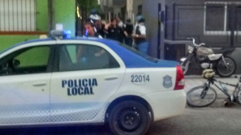 Atrapan a un ladrón que huía por los techos tras robar en una vivienda