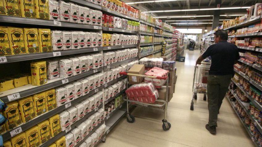 Las ventas minoristas cayeron 5.4% en diciembre