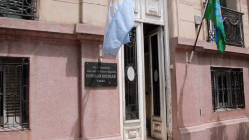 Listado para "personal de servicio" en el sistema educativo