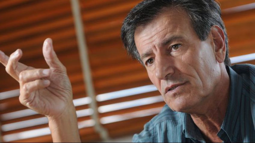 El presidente de Vélez criticó e insultó a Macri por la crisis en el fútbol argentino