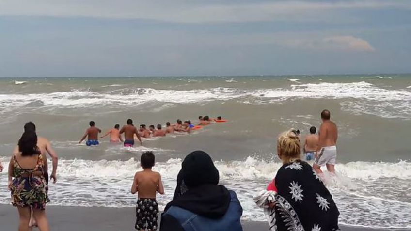 Una guardavidas tandilense filmó un rescate y explotó en las redes