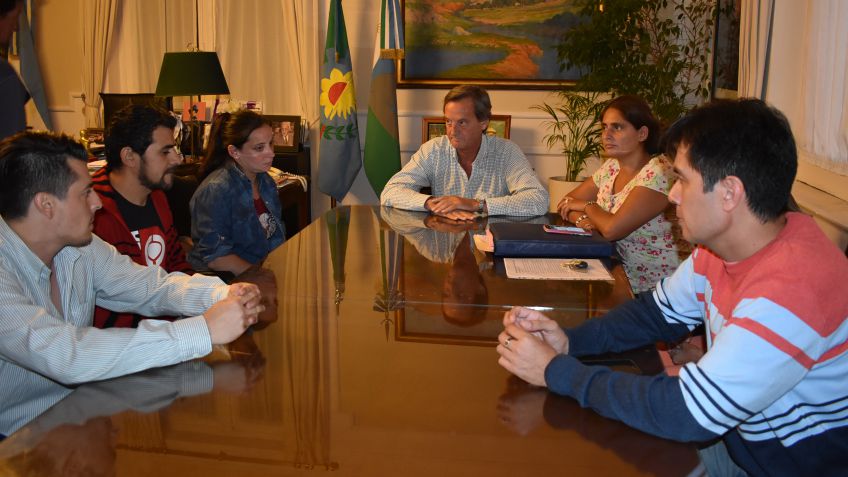 Frolik recibió a la mamá que denuncia un caso de abuso sexual