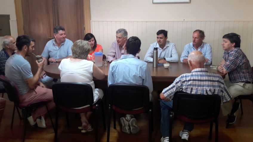 La Secretaría de Desarrollo Económico Local se reunió con vecinos de Vela