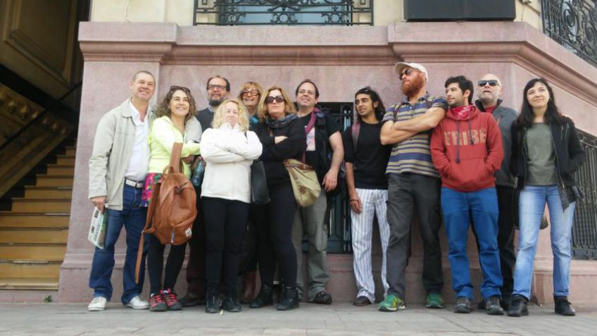 Primero lo escrachó y después le pidió un subsidio de 30 mil pesos