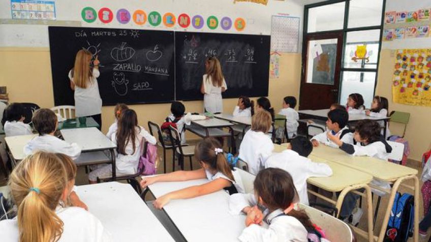 Entró en vigencia la ley bonaerense que castiga con arresto a los padres que agredan a docentes