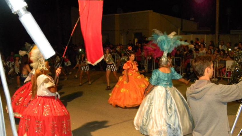 El sábado, Carnaval de Mi Tandil en Gardey