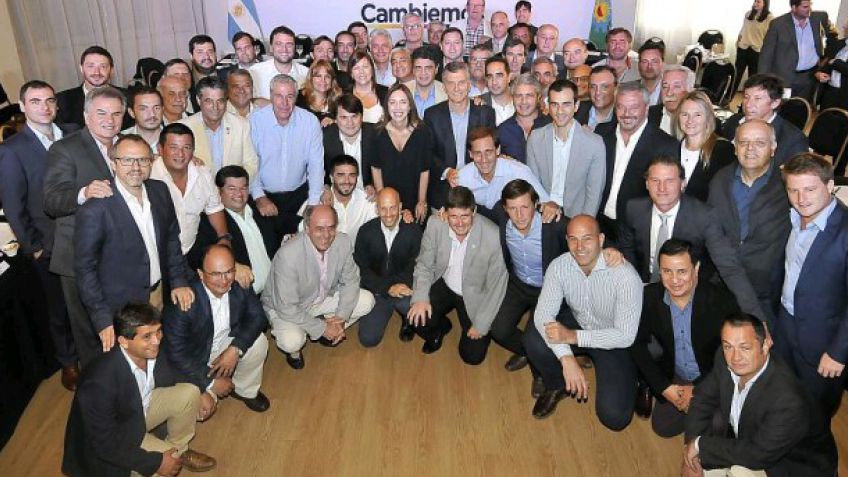 Lunghi marca la cancha: no fue al foro de intendentes de Cambiemos