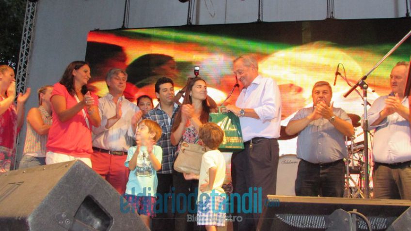 Presente y agradecimiento para el intendente