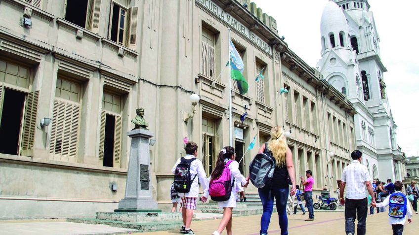 Alto acatamiento al paro docente