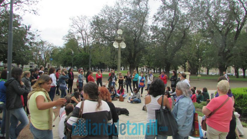 En el marco de su día, las mujeres se reunieron en distintas plazas de la ciudad