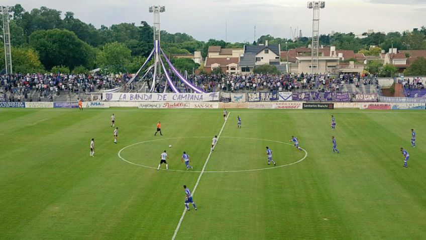 En la vuelta al fútbol, Santamarina igualó en Campana