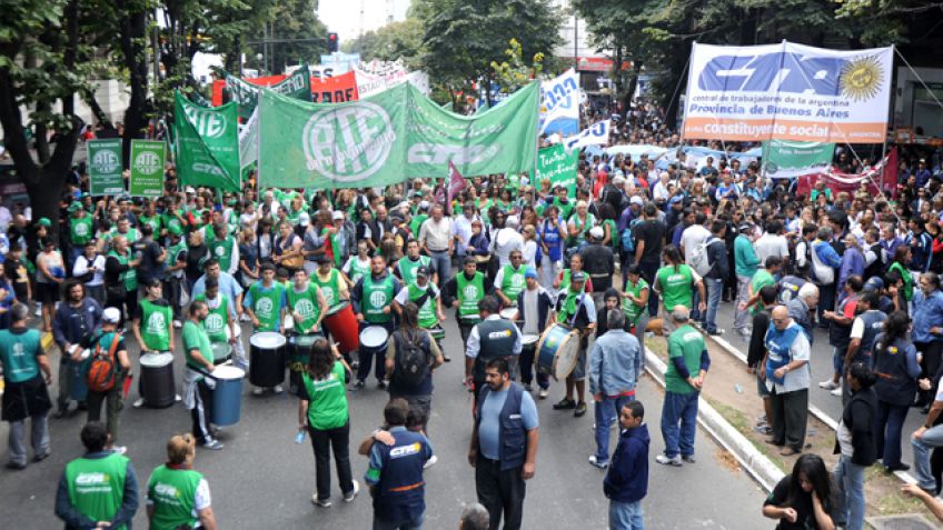 Yasky y Micheli convocaron a una protesta para el 30 de marzo