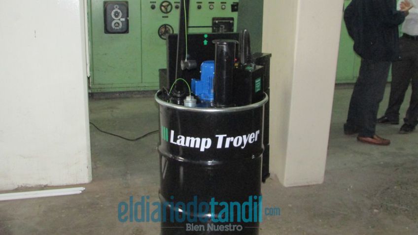 La Usina presentó "Lamp Troyer"