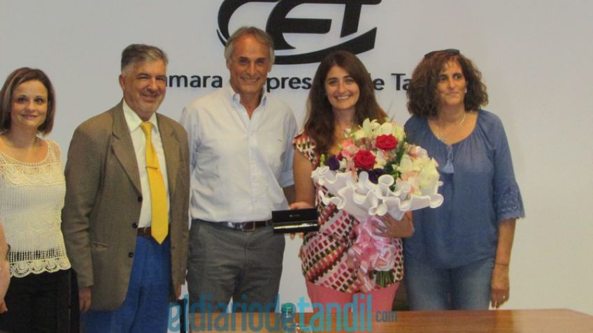 La Cámara Empresaria y Mesa Solidaria reconocieron a Liliana Cagnoli 