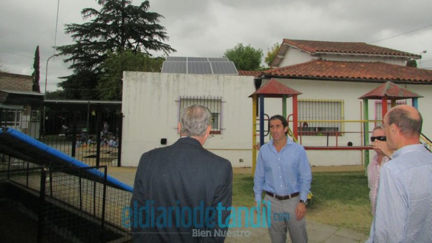 Municipio y Usina presentaron nuevos paneles solares en el Jardín Nº 904