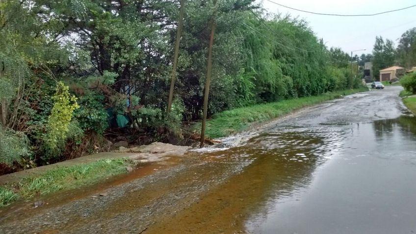 El Municipio pide precaución al circular y trabaja en las zonas afectadas
