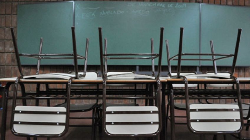 Docentes van al paro "contra la represión"