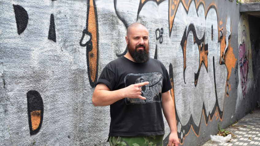 "Caverna" desde las ruinas de Bunker