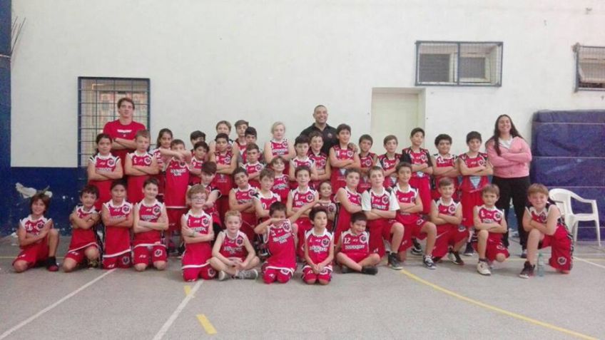 Los más pequeños de Independiente disfrutaron de un encuentro en Necochea