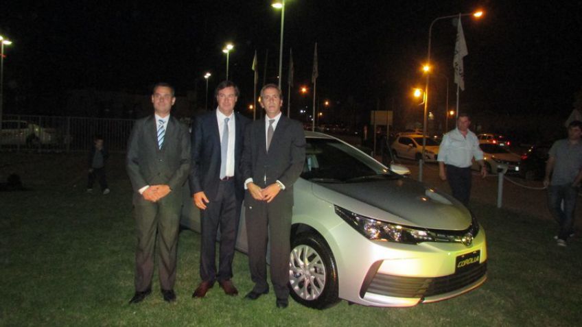 Uzcudún presentó el nuevo Toyota Corolla 2018
