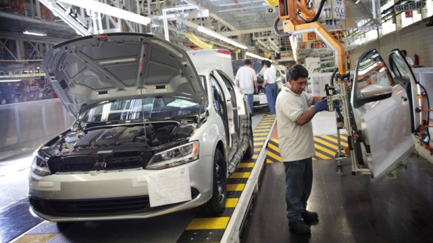 En abril se desplomó la producción de automotores