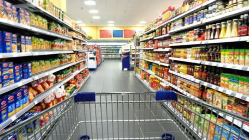 Según una consultora, el consumo en los hogares cayó 2% en el primer trimestre del año