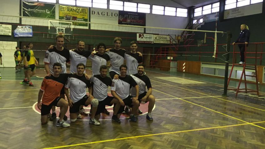 El equipo masculino de Unión y Progreso a paso firme en la Liga olavarriense