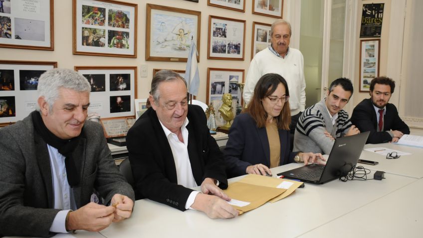Se conocieron las ofertas para la construcción del nuevo edificio de la Escuela de Idiomas