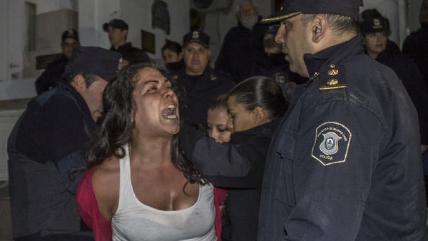 Mientras sus compañeros la dan como "desaparecida", Altamirano fue derivada a 25 de mayo