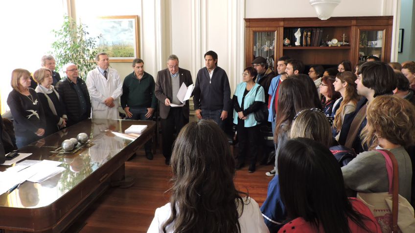 El Intendente distinguió a profesionales que participaron del Congreso de Salud Mental y Adicciones