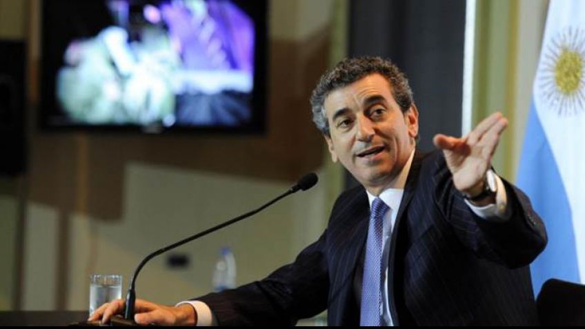 Florencio Randazzo presentó los avales para ir a las PASO