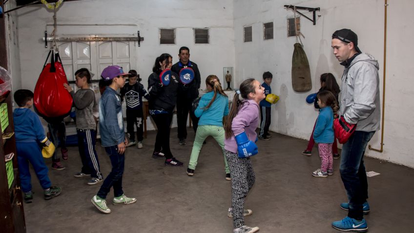 Con un entrenamiento abierto, CTEP presentó su escuelita de boxeo en Las Tunitas