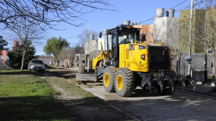 Tal como estaba previsto, comenzó la pavimentación de las 22 cuadras