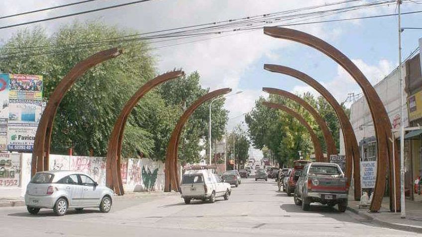 El Centro Comercial de calle Quintana se renueva