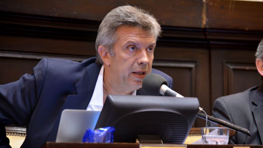 DAlessandro pide a la Justicia que se investigue la obra de cloacas en Vela
