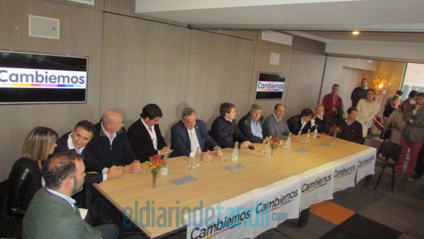 Lunghi: "Este camino va a mejorar el país, a tener éxito y a ganar las próximas elecciones"